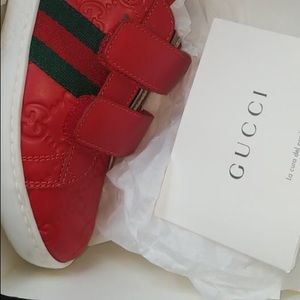 Gucci Shoes Size 13 in Kids